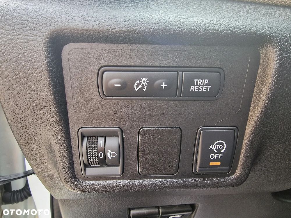 Nissan Micra - 13