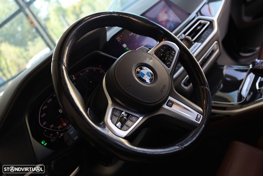 BMW X7 M50d - 40