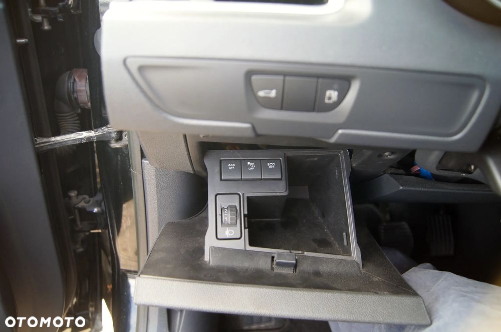 Peugeot 508 1.6 e-HDi Active S&S - 11