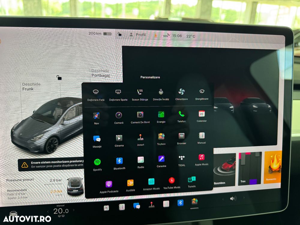 Tesla Model Y - 29