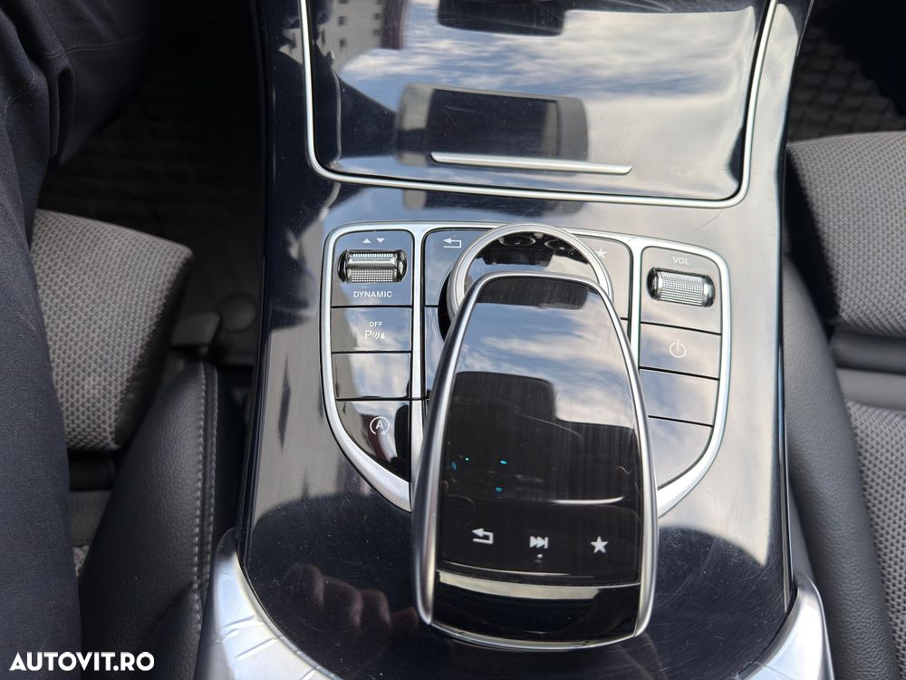 Mercedes-Benz C 220 d 4Matic 9G-TRONIC Avantgarde - 34