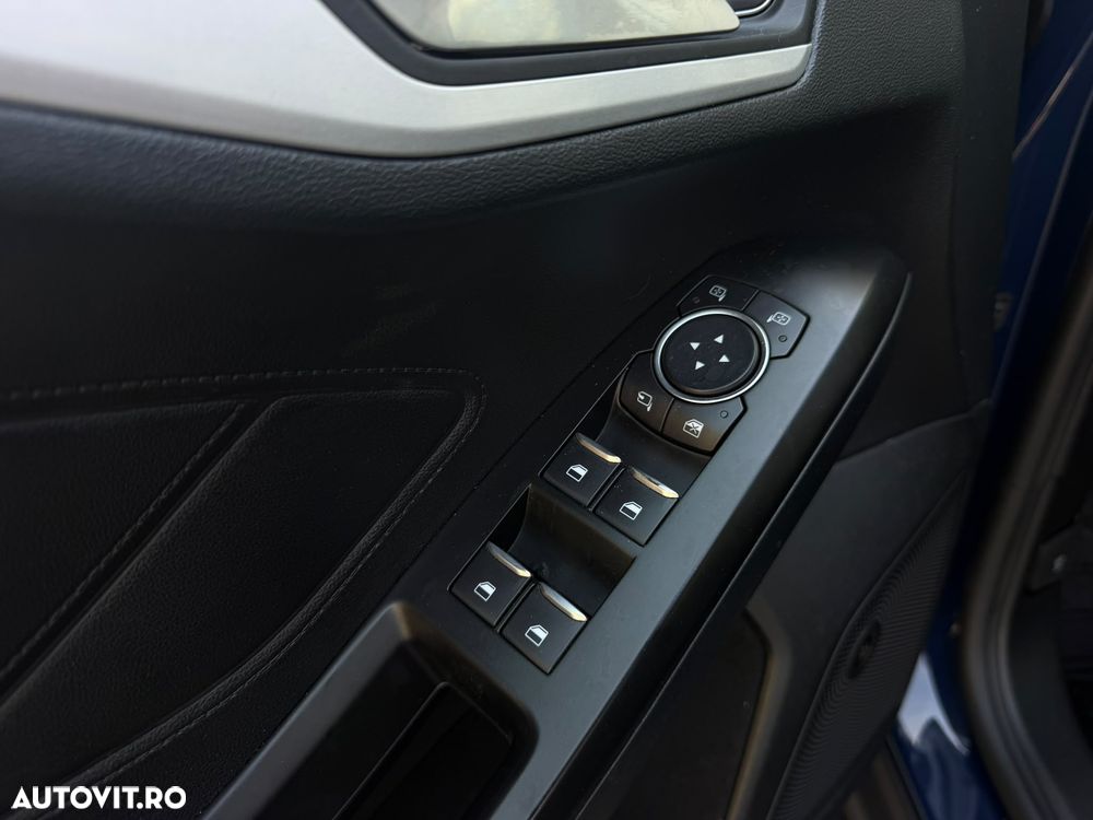 Ford Focus - 26