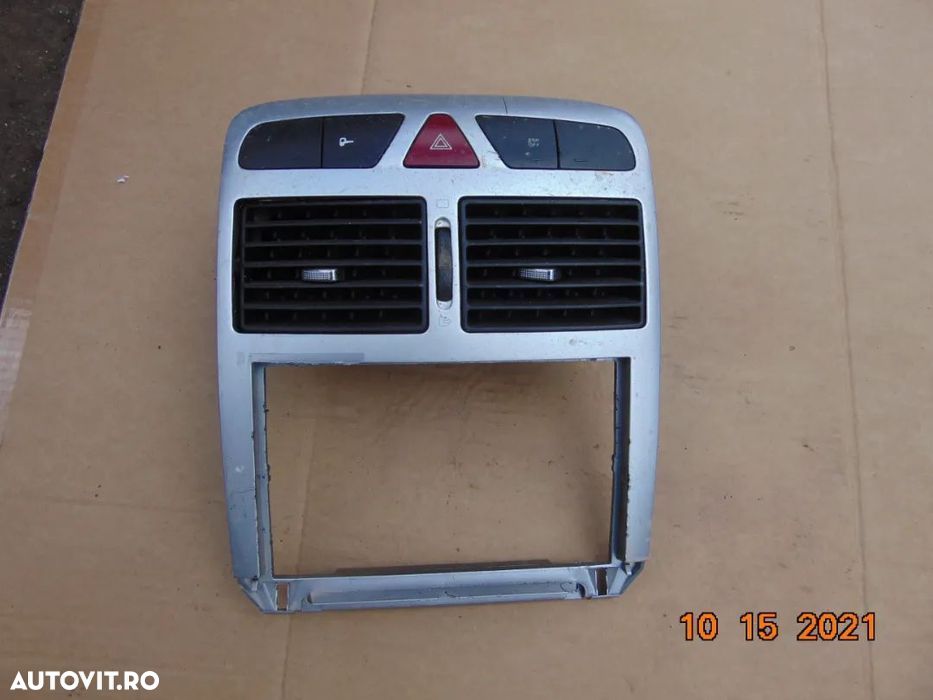 Grile aer caldura Peugeot 307 grile bord centrale dezmembrez 307 - 1