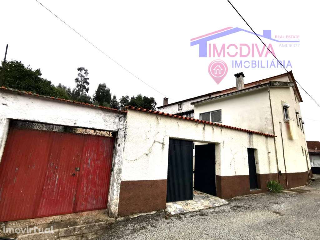 CASA SENHORIAL E TERRENO, CASTANHEIRA DE PERA - Grande imagem: 4/49