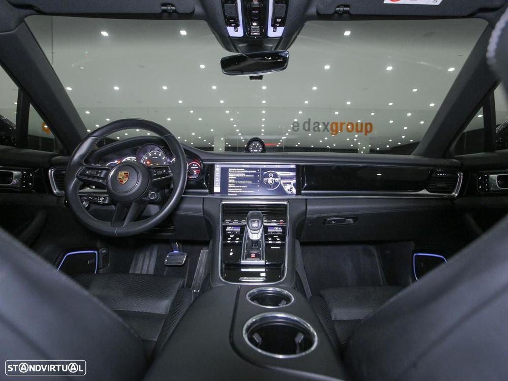 Porsche Panamera Sport Turismo 4S E-Hybrid - 10