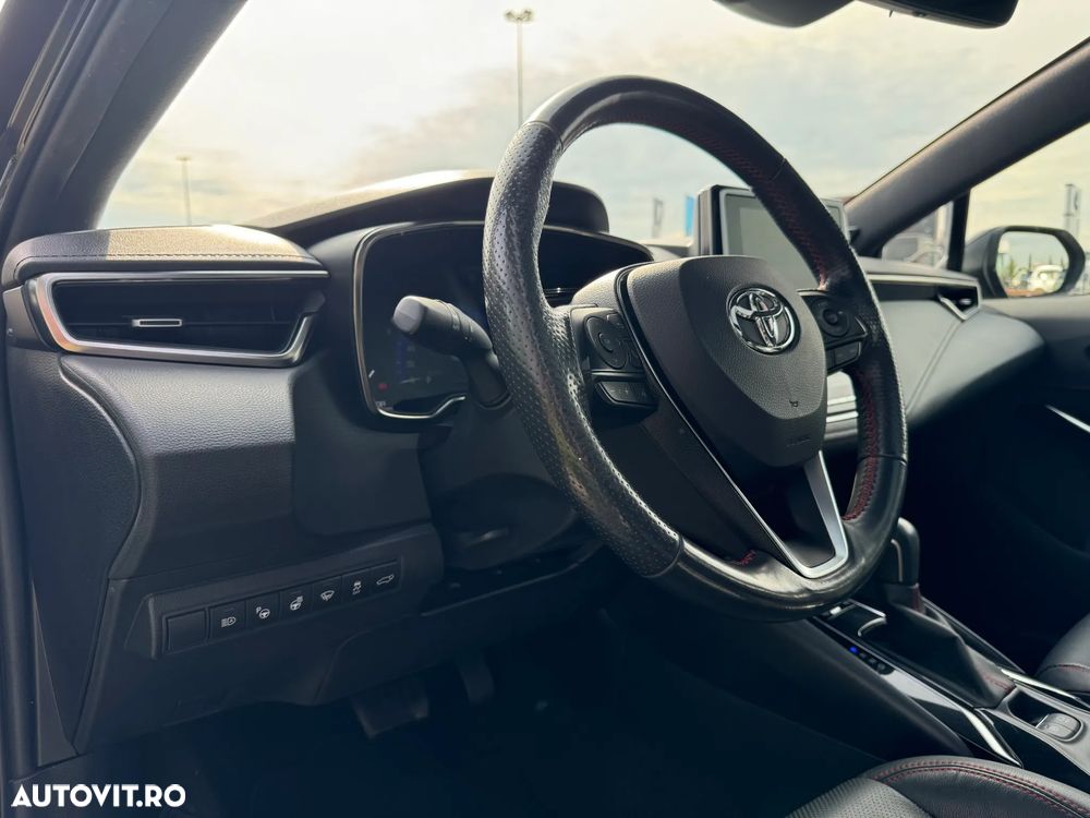 Toyota Corolla 2.0 HSD GR SPORT - 13