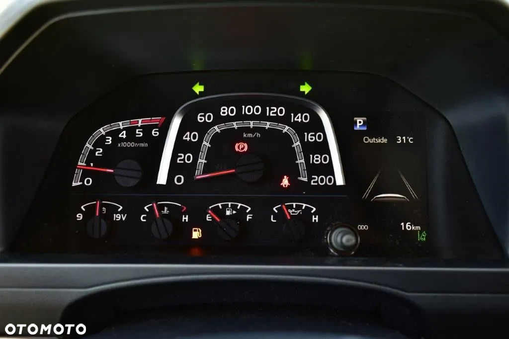 Toyota Land Cruiser - 15