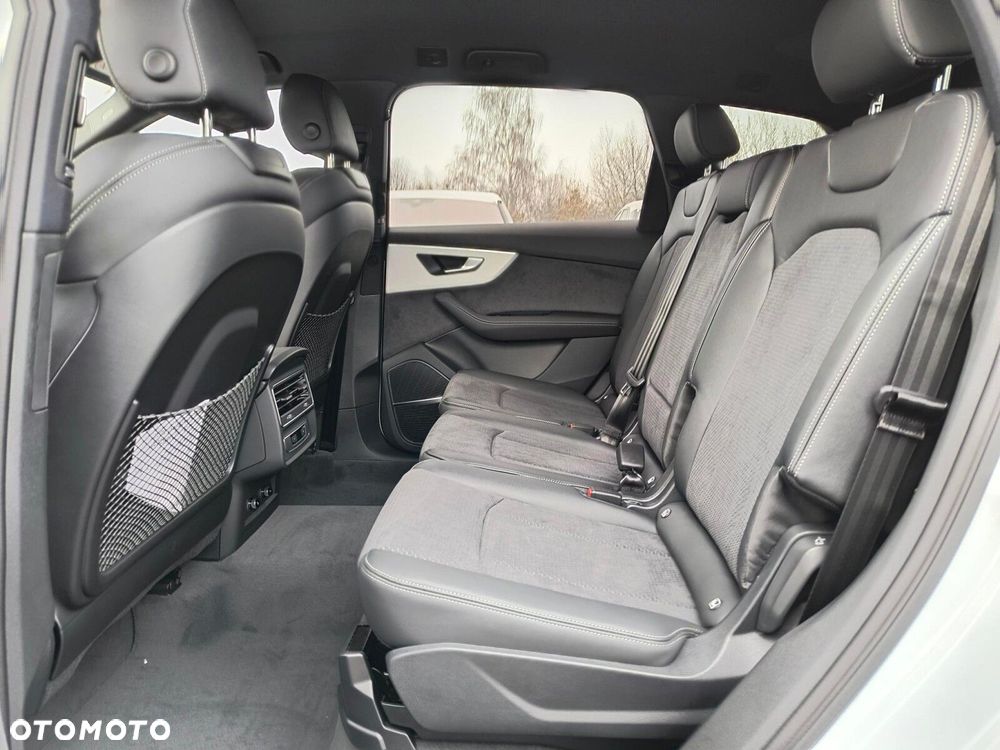 Audi Q7 - 9