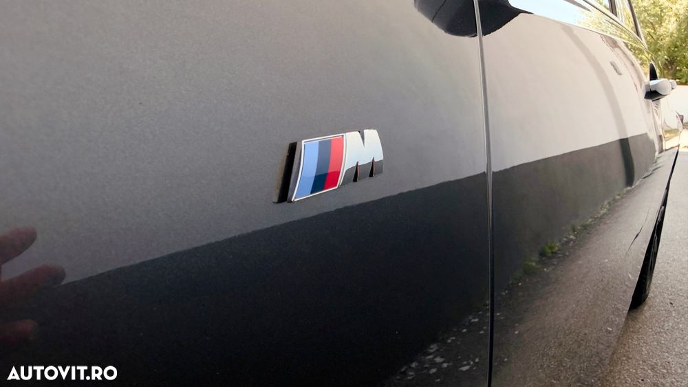 BMW Seria 3 330i AT - 12