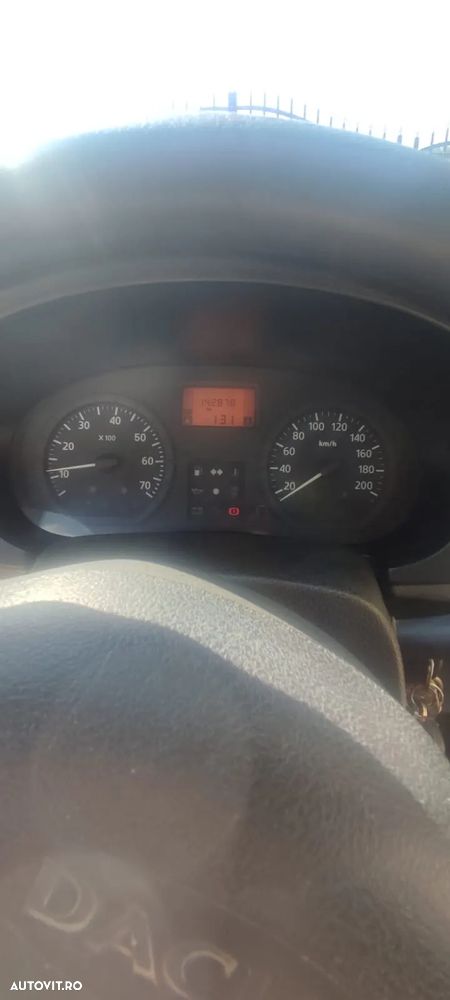 Dacia Logan 1.4 MPI Laureate - 10