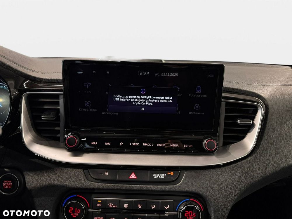Kia XCeed - 27