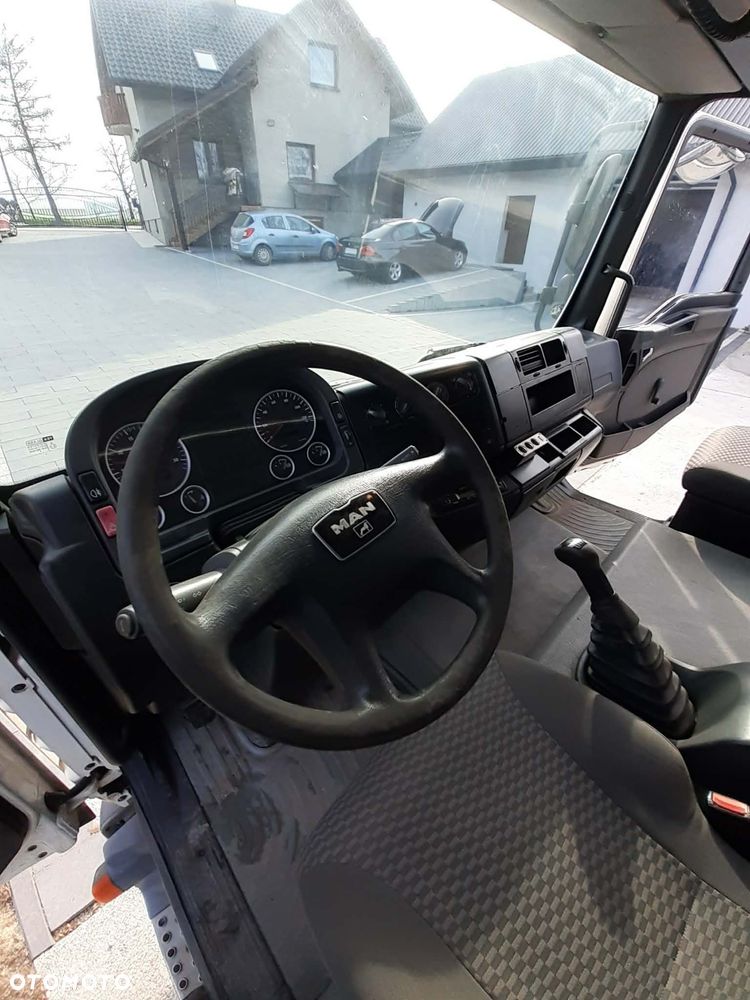MAN TGL 12.180 4X2 BL - 9
