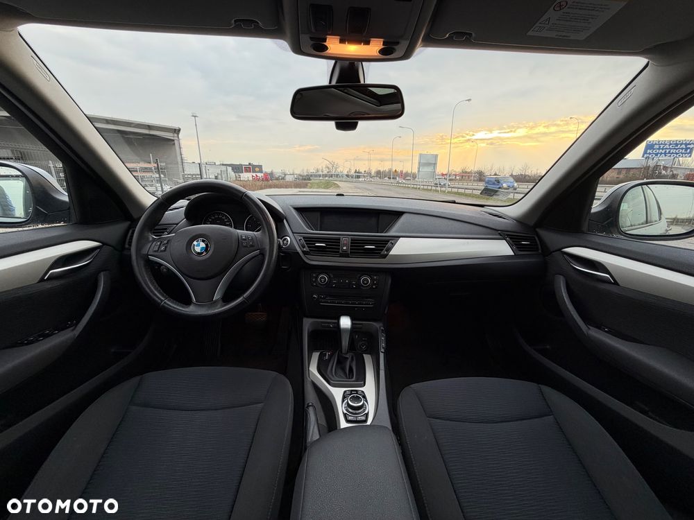 BMW X1 xDrive18d - 14