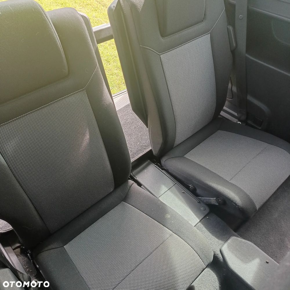 Opel Zafira 1.6 Cosmo - 4