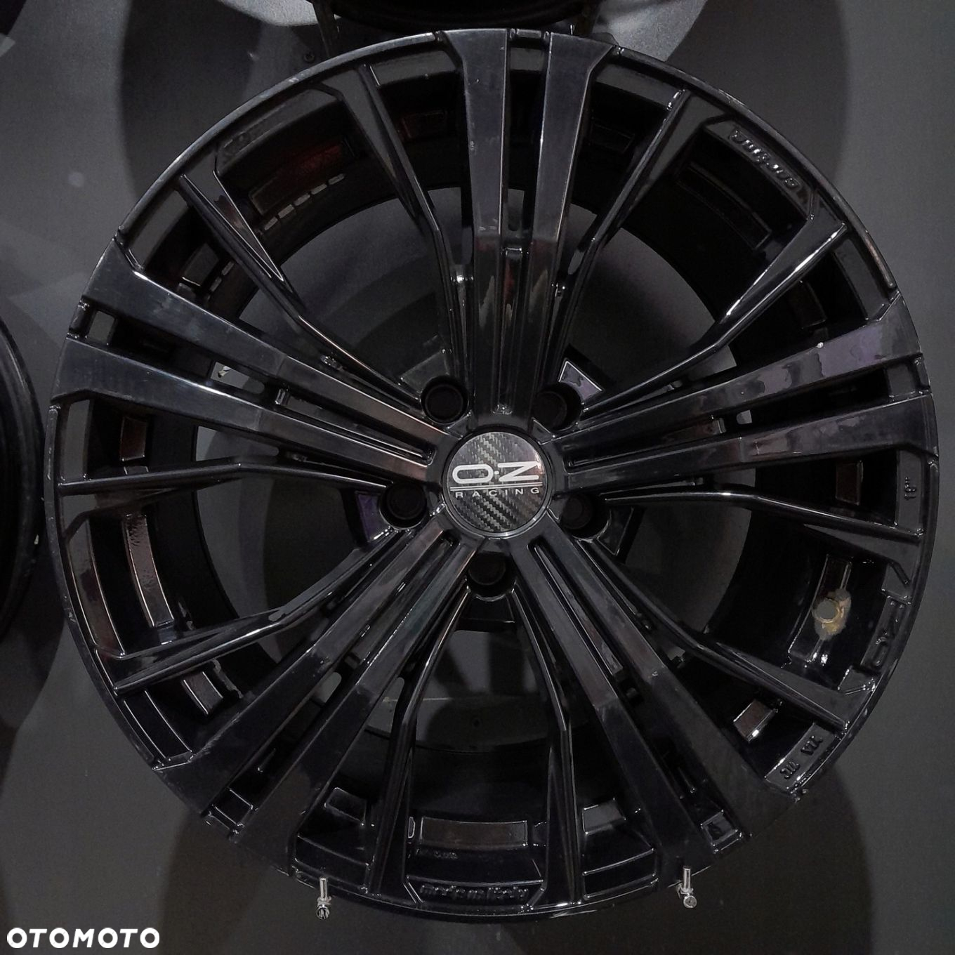 Felgi 19 5x120 BMW Seria 5,6,7,8 M3 M4 M5 M6 F13795-39 - 4