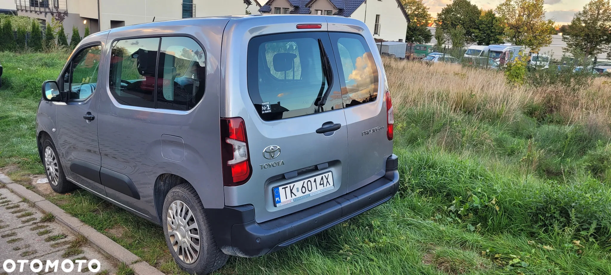 Toyota Proace City Verso 1.2 D-4T Business - 7