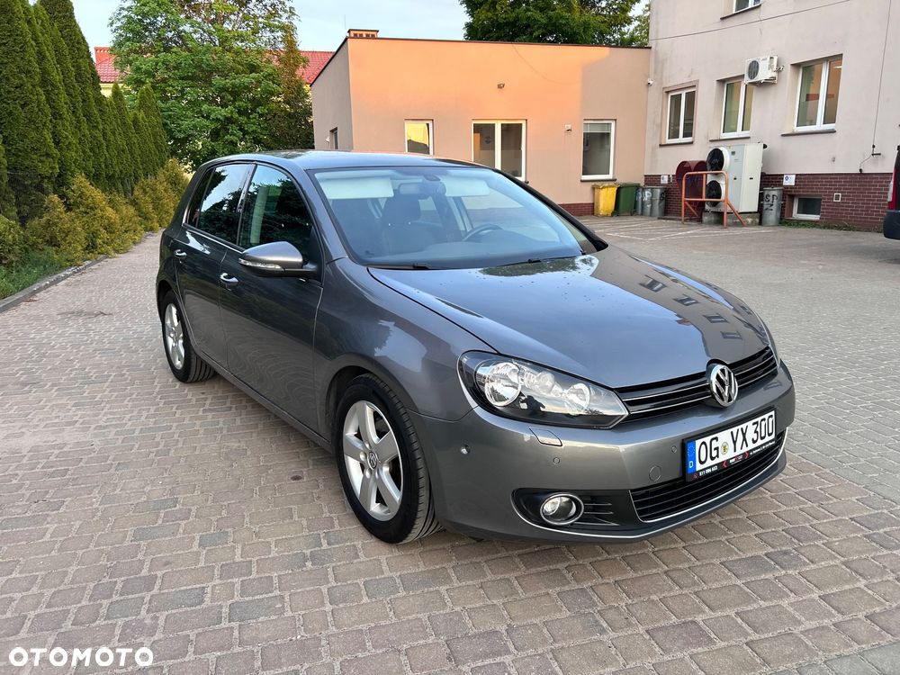 Volkswagen Golf 1.6 TDI DPF Highline - 2