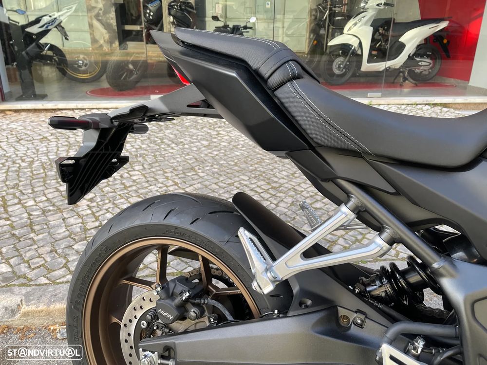Honda CB 650 R E-CLUTCH 2026 - DESDE 125 EUR / MÊS !! - 7