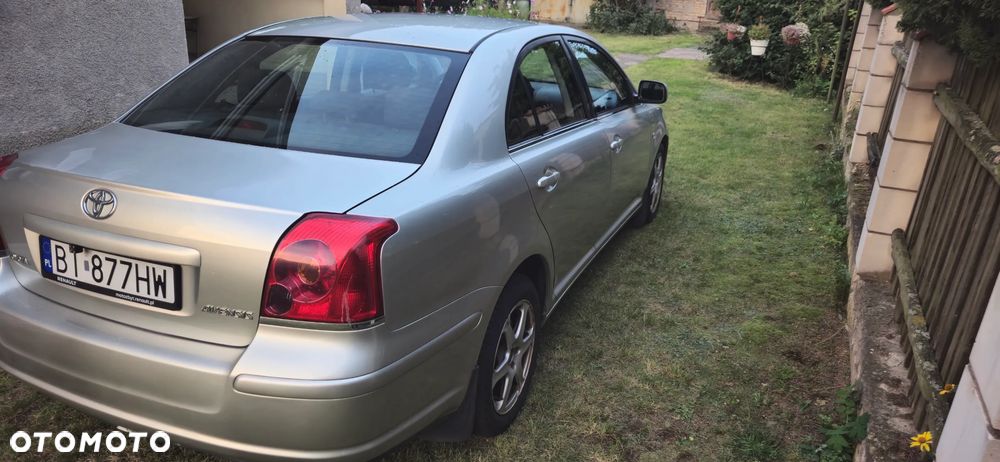 Toyota Avensis 1.8 VVT-i - 6