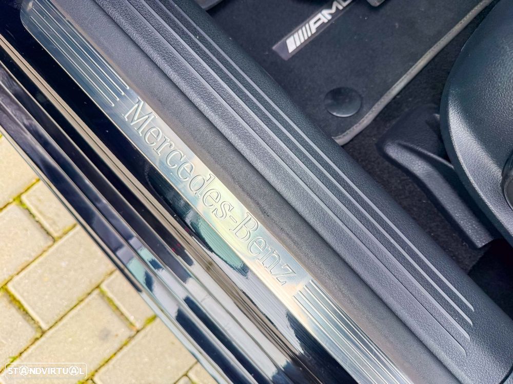 Mercedes-Benz A 250 e AMG Line - 15