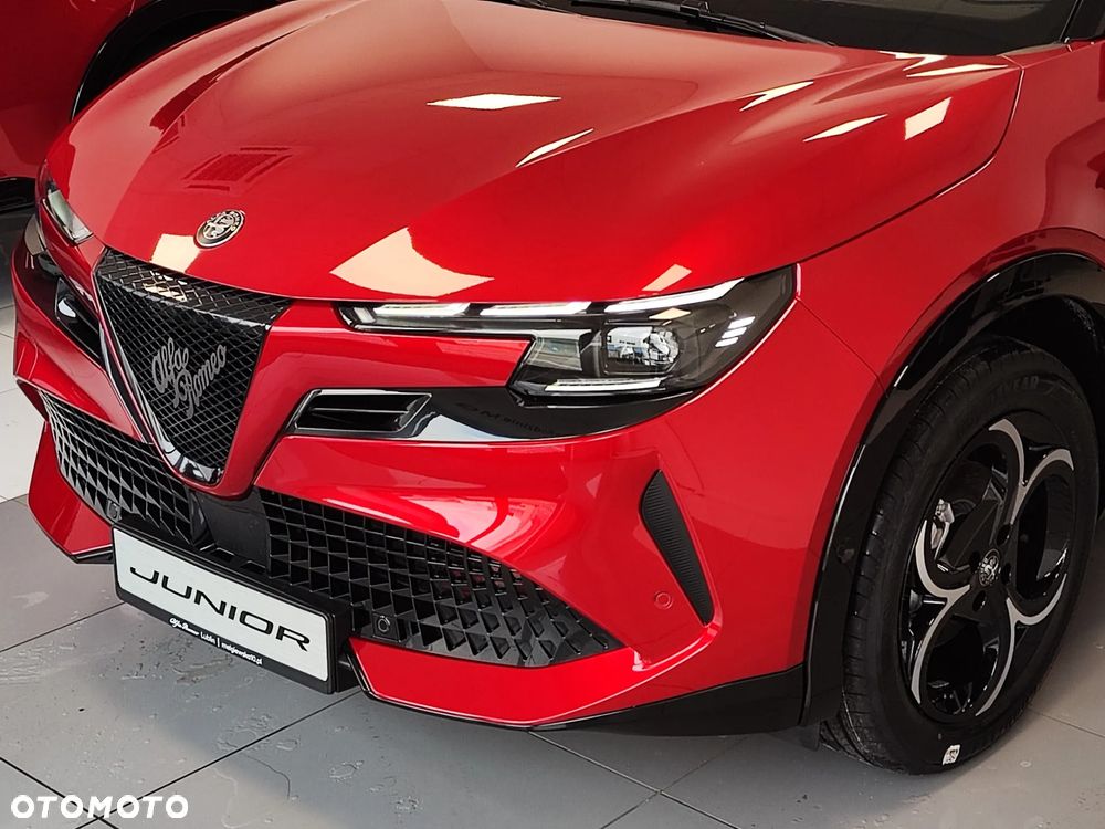 Alfa Romeo Junior 1.2 mHEV Ibrida eDCT - 2