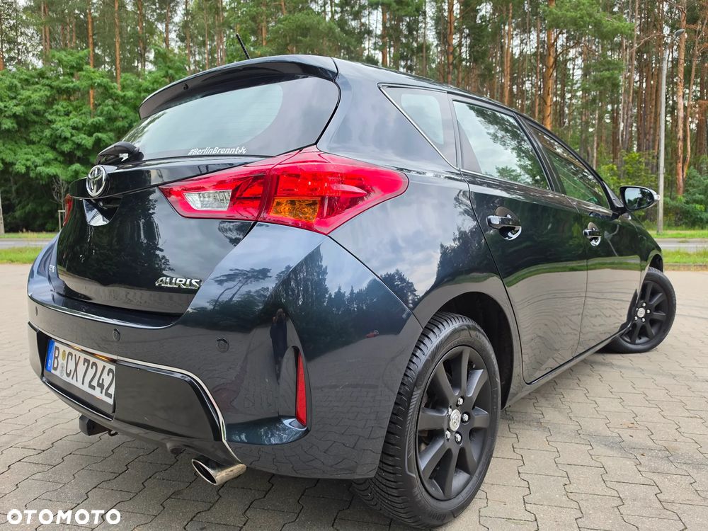 Toyota Auris 1.6 VVT-i Executive - 16