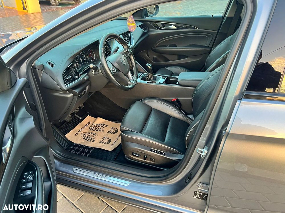 Opel Insignia Sports Tourer 1.6 ECOTEC Diesel Business Innovation - 33