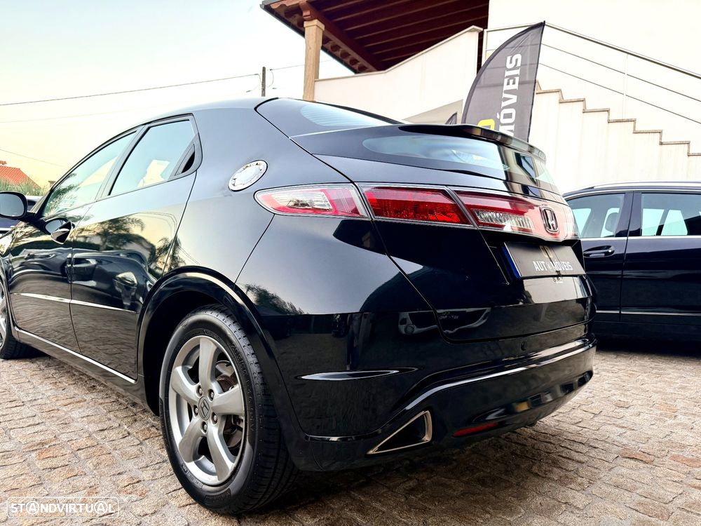 Honda Civic 1.4 i-VTEC Elegance - 25