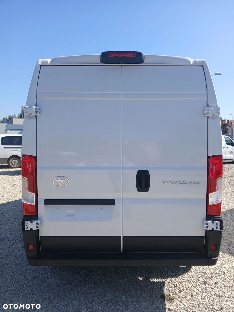 Toyota PROACE MAX Van z zabudową izotermiczną. - 15