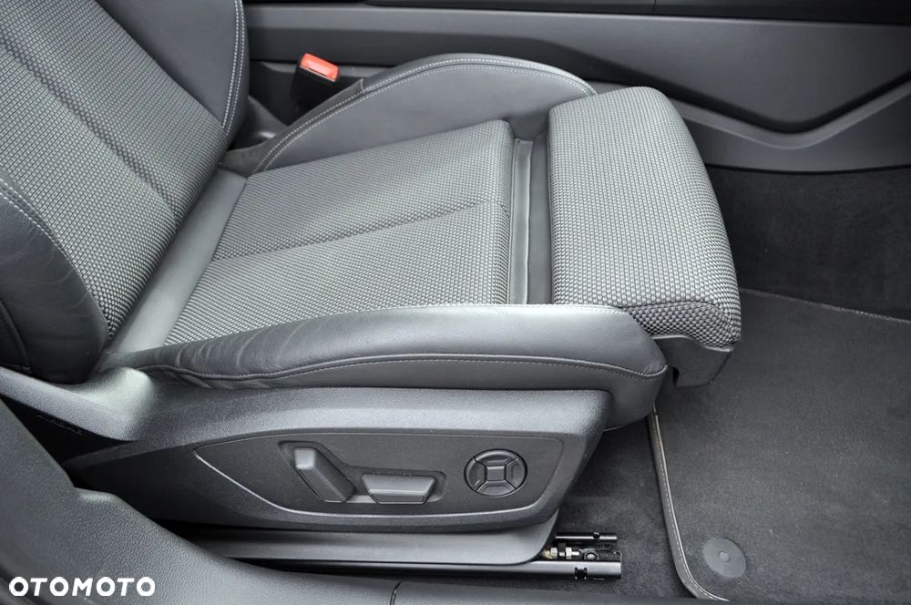 Audi A6 Avant 40 TDI mHEV Quattro Sport S tronic - 35