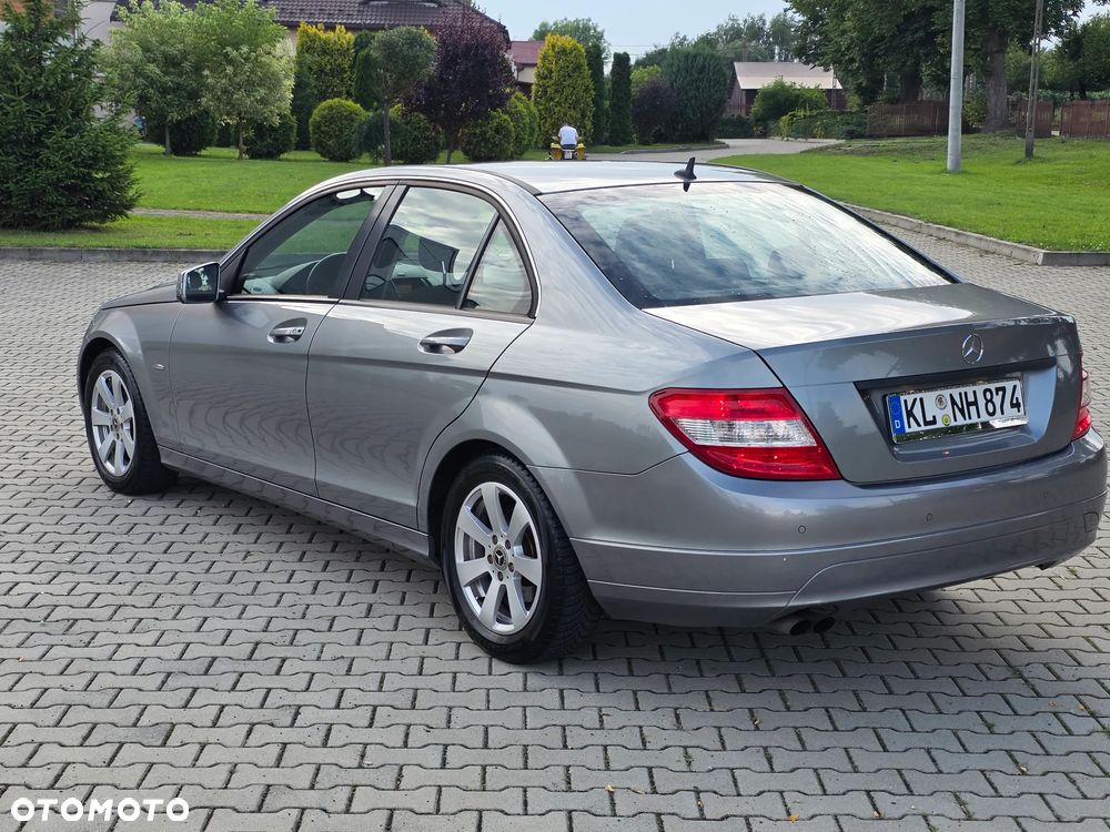 Mercedes-Benz Klasa C 180 Kompressor BlueEFFICIENCY - 4
