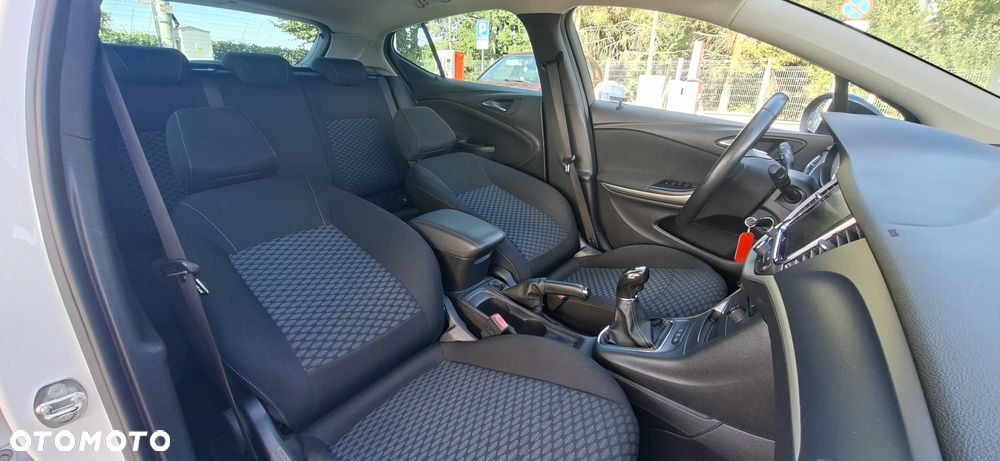 Opel Astra 1.4 Turbo Start/Stop Dynamic - 19