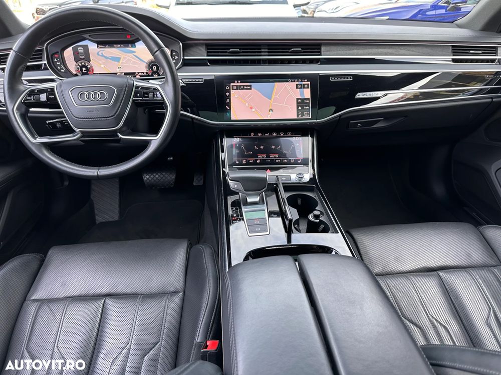 Audi A8 - 10