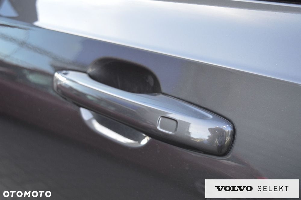 Volvo V90 Cross Country - 11