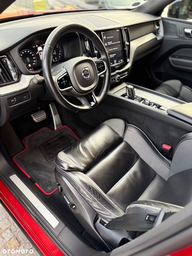 Volvo XC 60 B4 D AWD Geartronic RDesign - 25