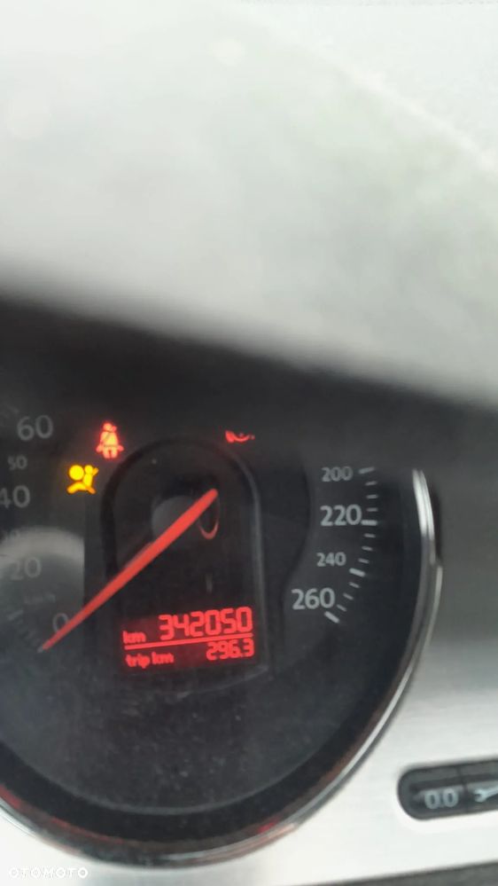 Volkswagen Passat 2.0 TDI Comfortline - 12