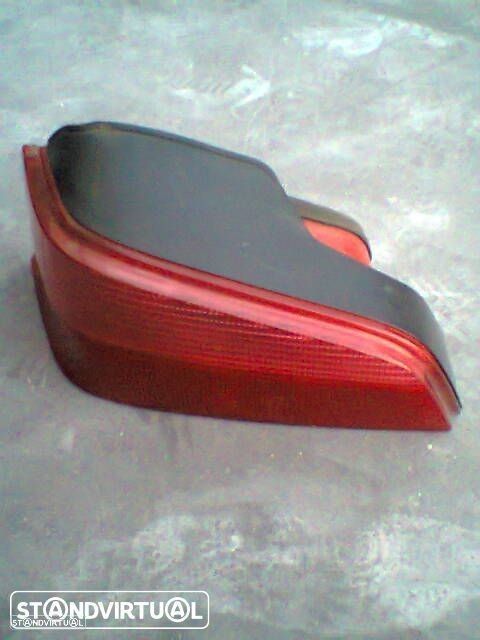 farolim stop esquerdo peugeot 106 II 1996- - 1