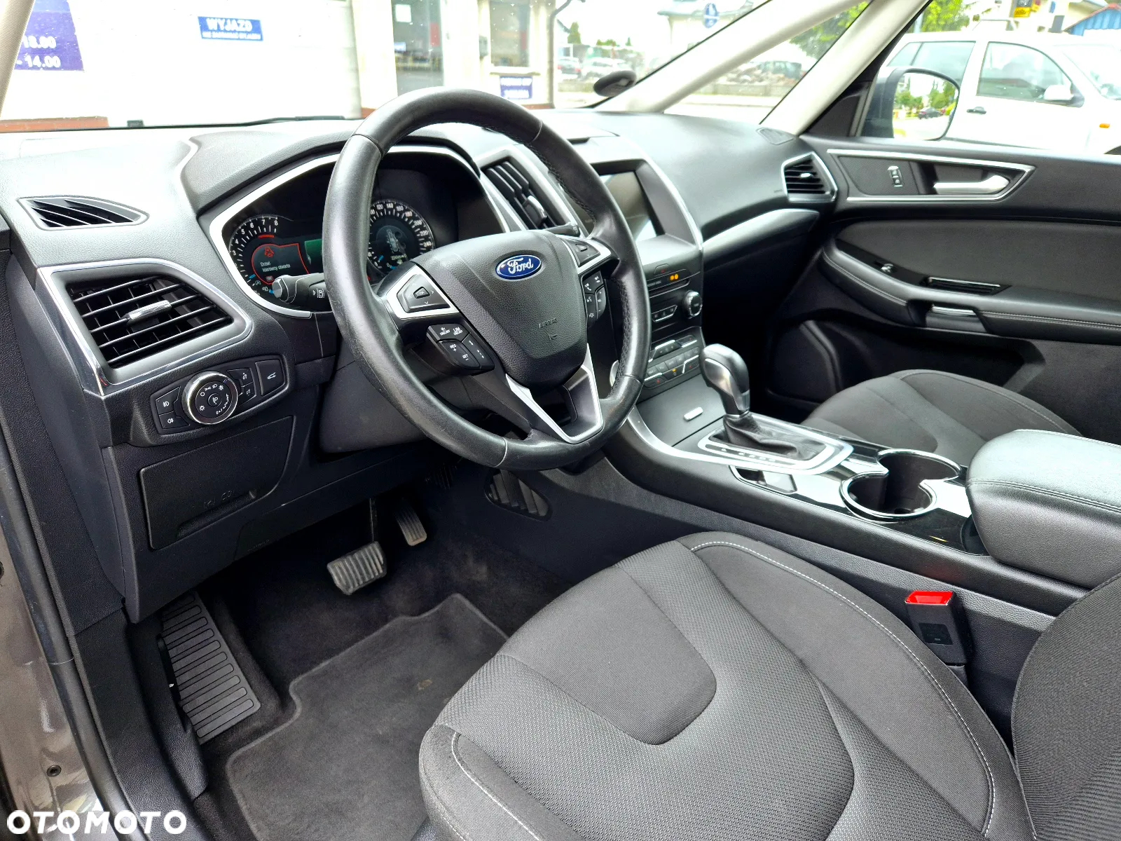 Ford S-Max 2.0 EcoBoost Titanium - 8