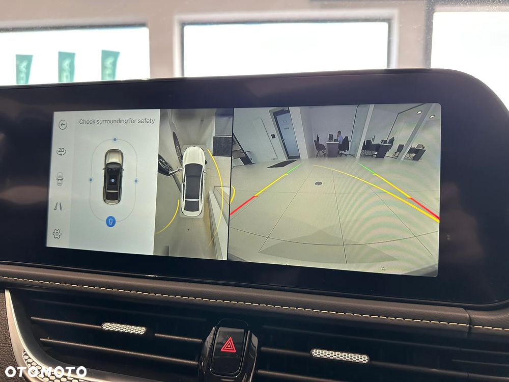 Bestune B70 2.0T Elegance - 23