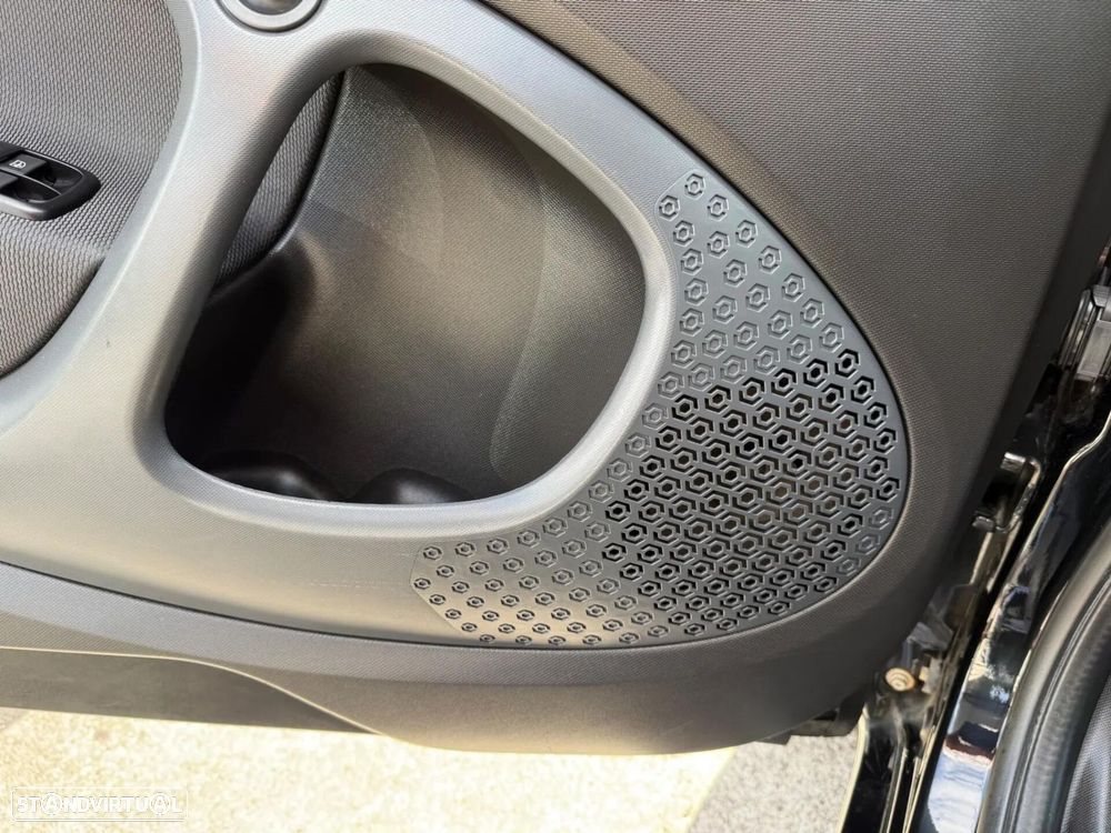 Smart ForTwo Coupé 1.0 Passion 71 Aut. - 33