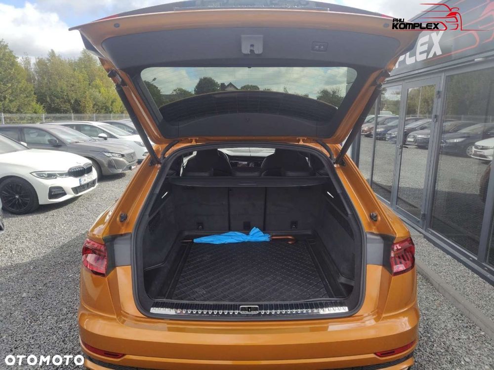 Audi Q8 - 11