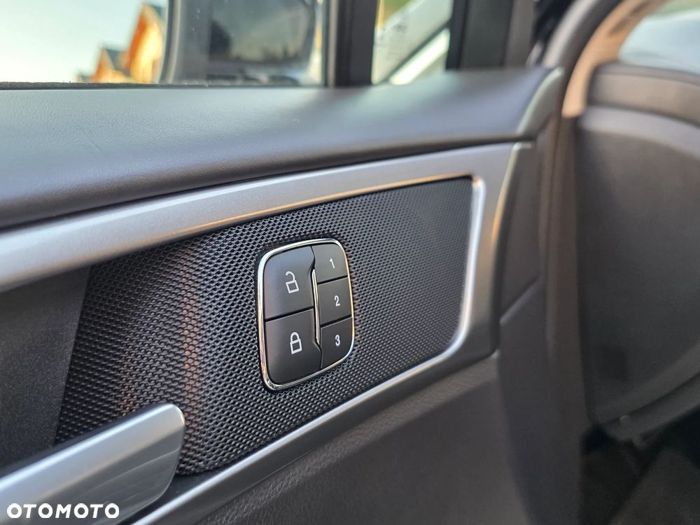 Ford Mondeo 2.0 EcoBlue Vignale - 22