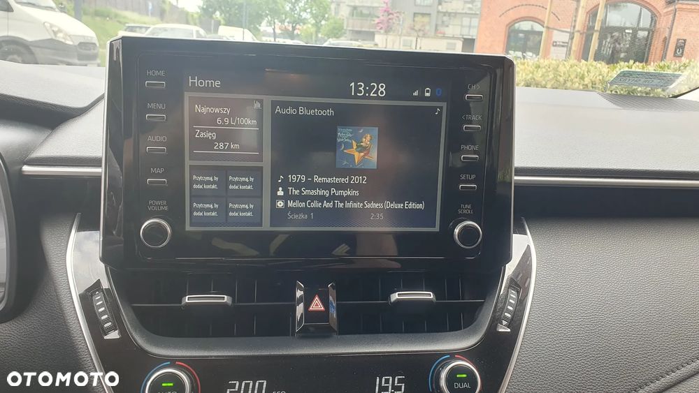 Toyota Corolla - 10