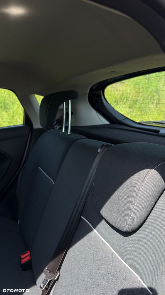 Ford Fiesta 1.25 Silver X (Trend) EU5 - 5