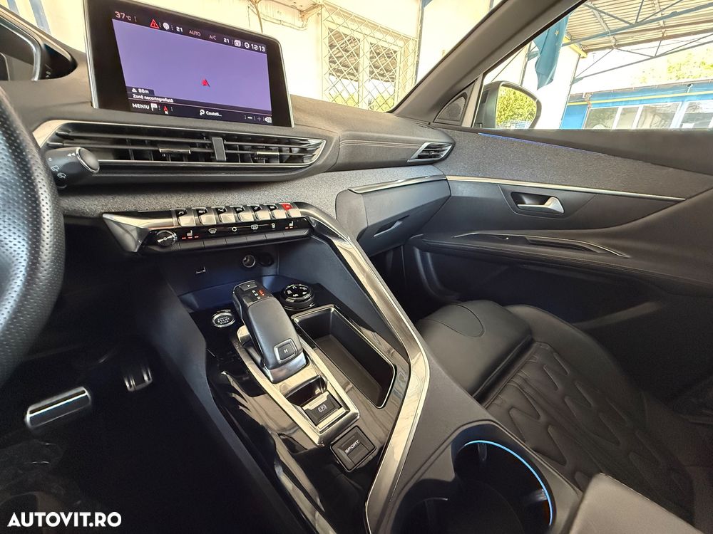 Peugeot 3008 - 23