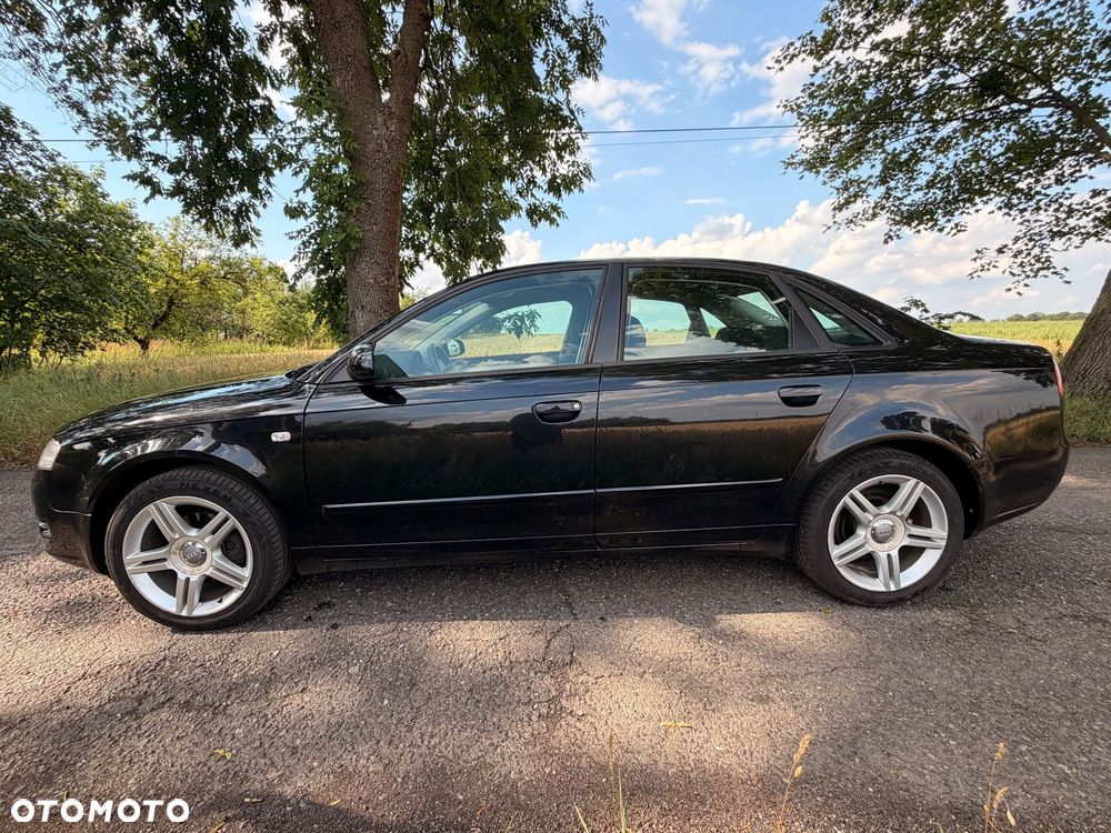 Audi A4 Limousine 2.0 TDI DPF - 6