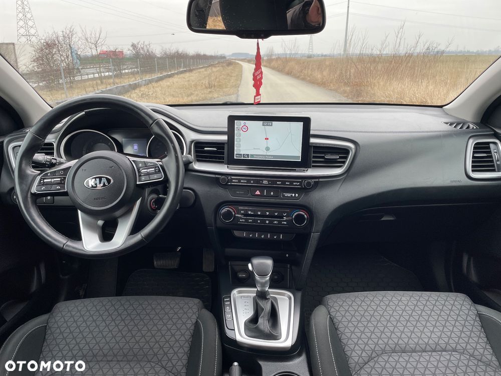 Kia Ceed 1.6 CRDi 136 DCT ISG Spirit - 6