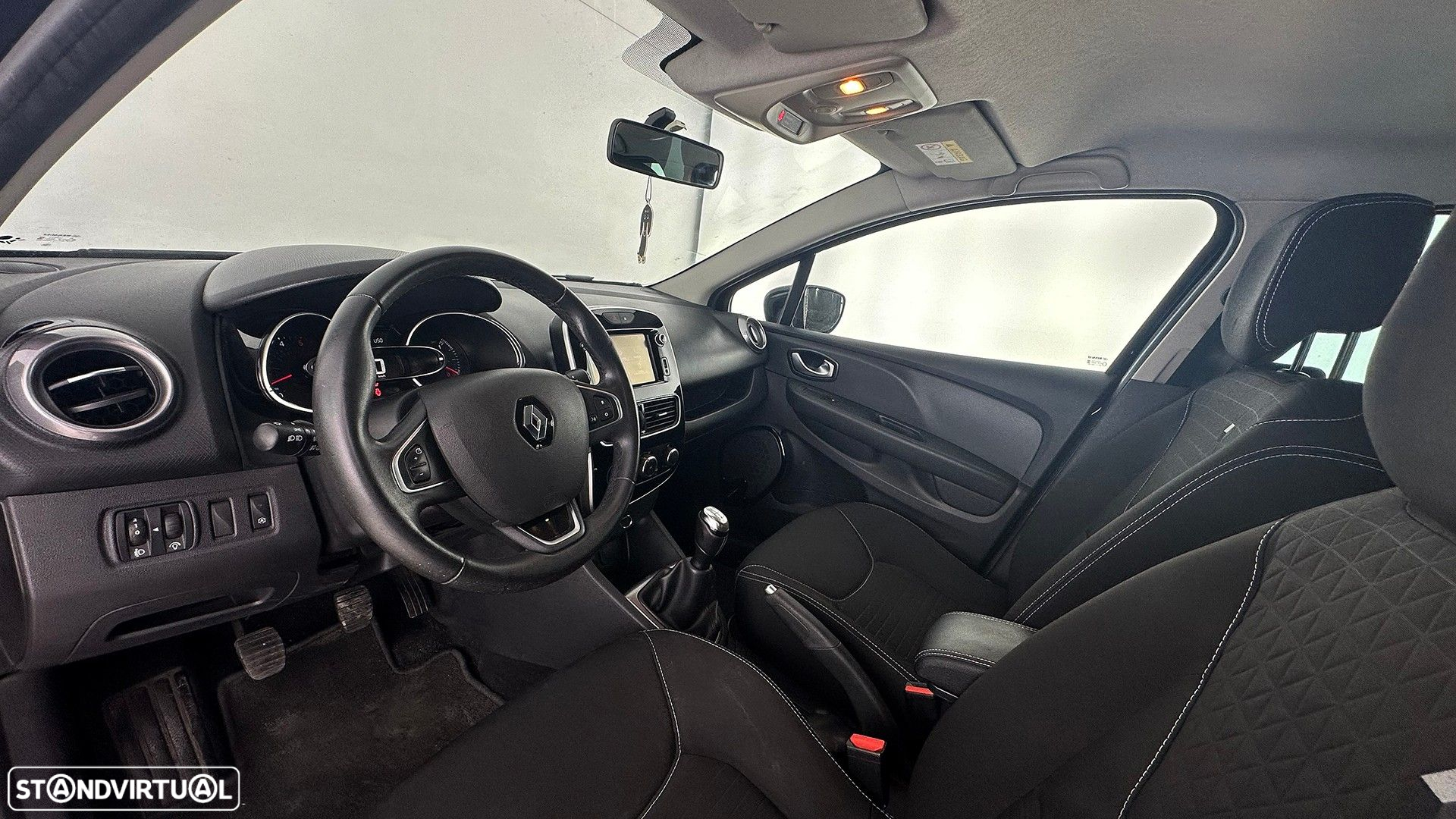Renault Clio 1.5 dCi Limited - 22