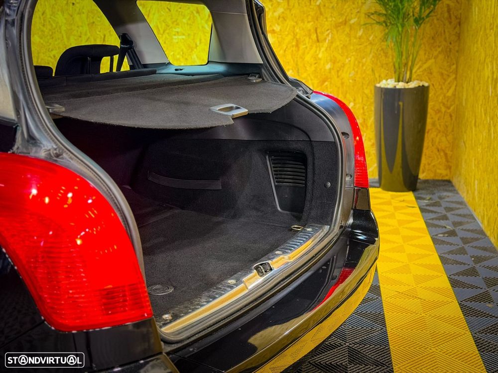 Peugeot 308 SW 1.6 HDi Executive CVM6 - 27