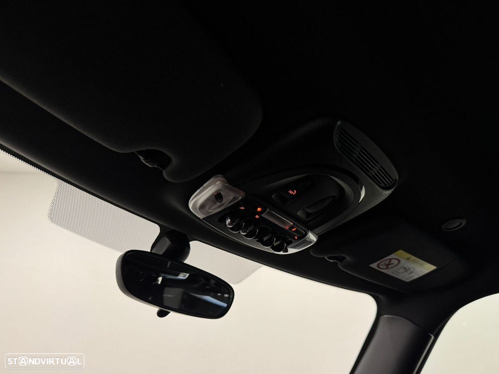 MINI 3 Portas One - 31